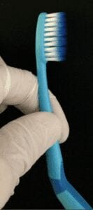 Escova de cabo flexível